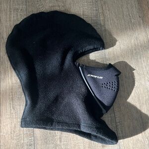 Black Fleece Balaclava snowboard skiing with magnetic face covering